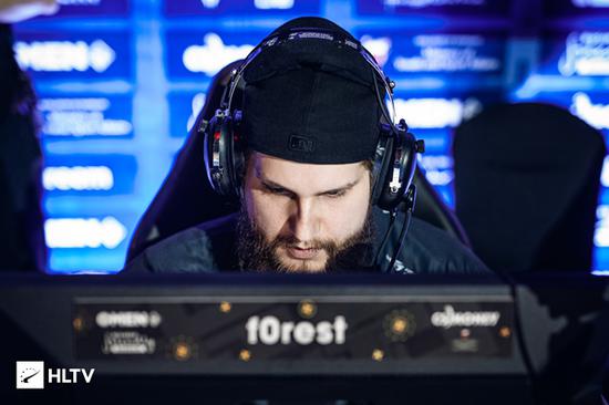 伊春冰壶之乡赛事与全民体验助力冰雪经济发展